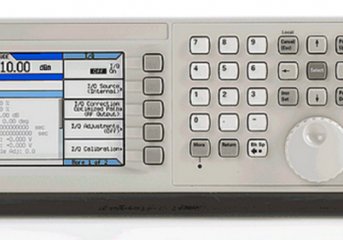 Máy phát tín hiệu Vector N5182A